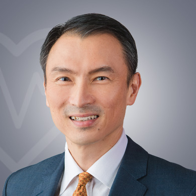 دكتور بيتر أنج: أفضل طبيب أورام في نوفينا، سنغافورة
