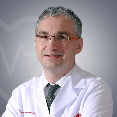 الدكتور إردن إرتورير: أفضل جراح جراحة العظام واستبدال المفاصل في اسطنبول ، تركيا