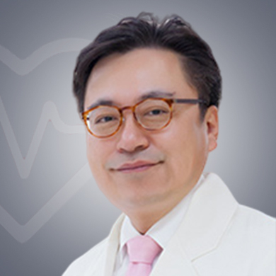 الدكتور يون تشي قريبا