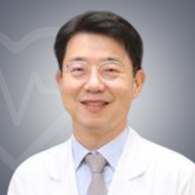 الدكتور يونغ هاك كيم