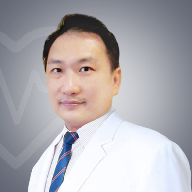 Dr. Piya Samankatiwat: Best  in Bangkok, Thailand