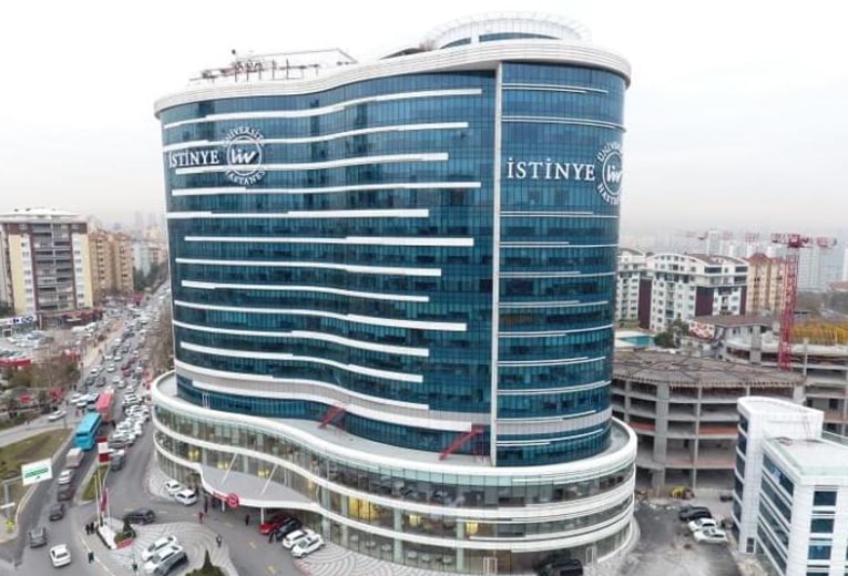 مستشفى LIV بجامعة Istinye - أفضل مستشفى في اسطنبول ، تركيا