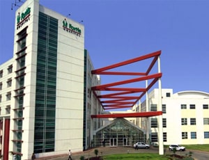 Fortis Hospital: Top Doctors, and Reviews