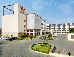 W Pratiksha Hospital: Top Doctors, and Reviews