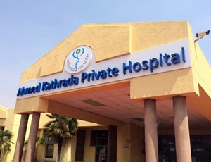Lenmed Ahmed Kathrada 私立医院的角膜移植：成本、顶级医生和评论