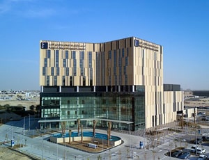 KING'S COLLEGE HOSPITAL | Best Hospital In Dubai | MediGence